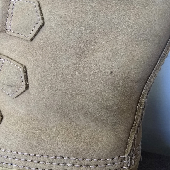 Sorel Caribou Waterproof Winter Snow Boots Tan Buff Women's Size 8 - Picture 11 of 16